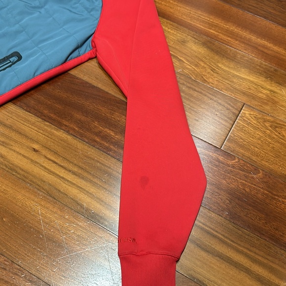 UNDER ARMOUR JACKET - Picture 11 of 11